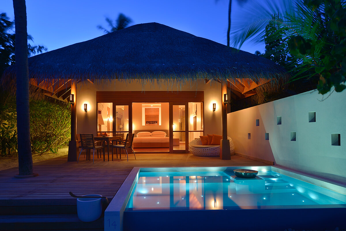 Deluxe Beach Bungalow