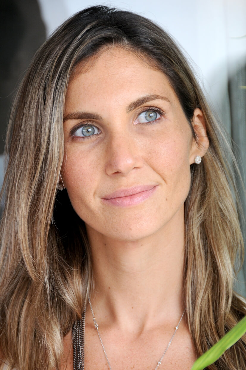 Iza Nader