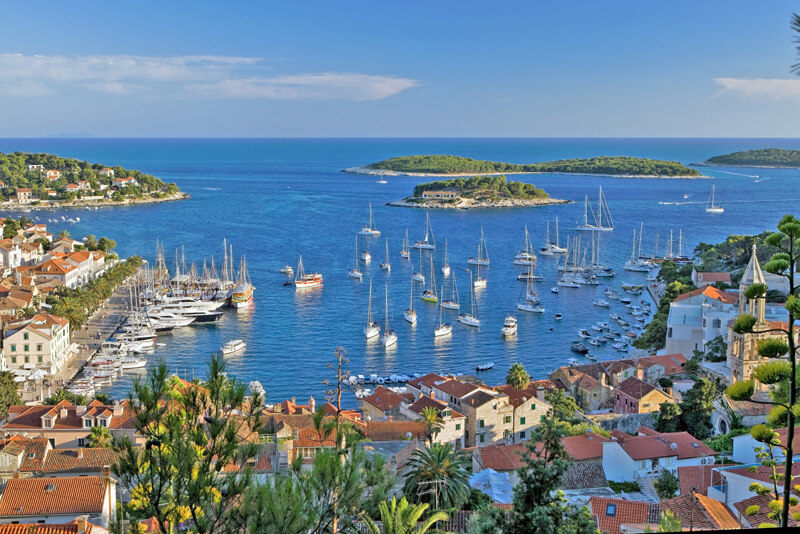 3. Hvar