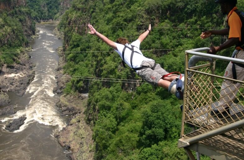 vf 6 Bungy-jump-Livingstone