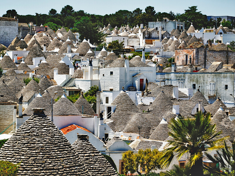 1.5 Alberobello