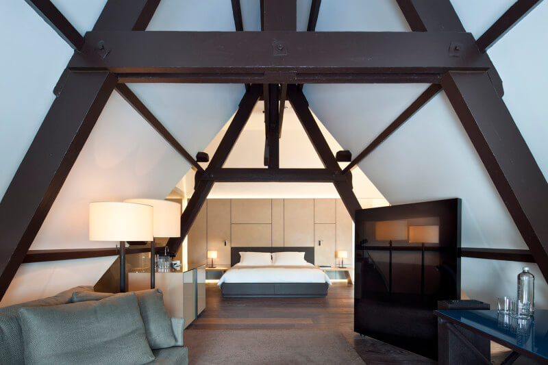 Guest Room Conservatorium Hotel