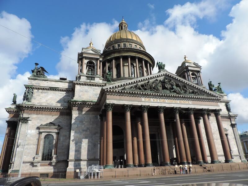 Catedral St. IsaacFoto: magari blu
