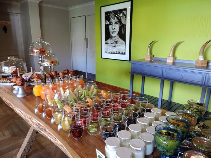 Café da manhã no Le Quartier FrançaisFoto: magari blu