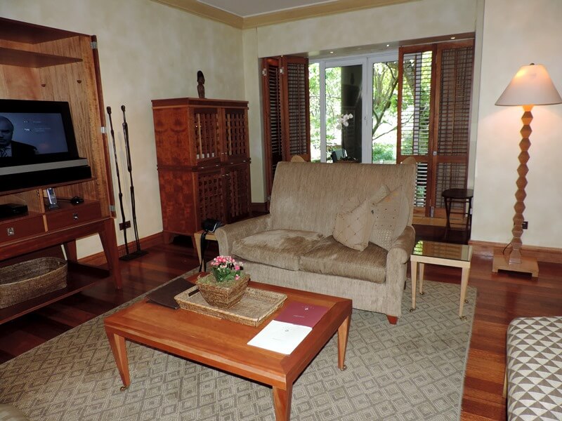 A sala e a saída para o jardimFoto: magari blu