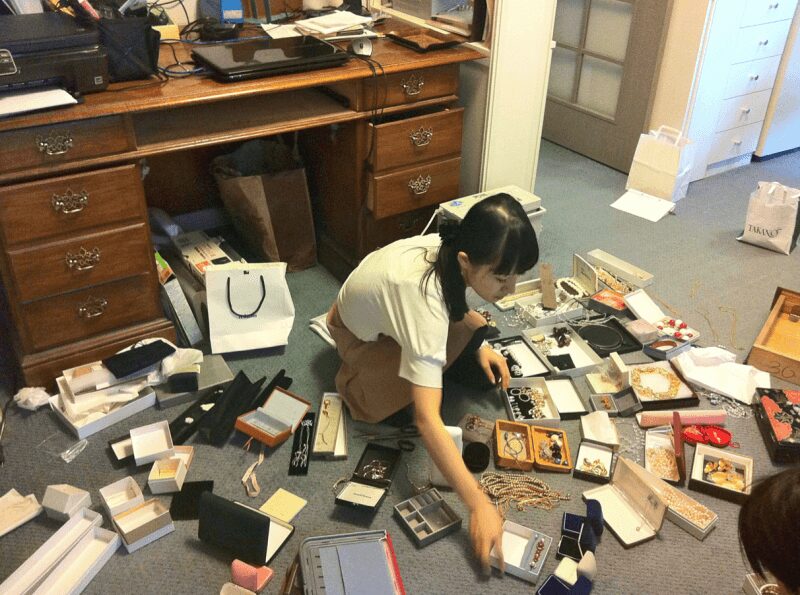 Marie Kondo em açãoFoto: Reprodução/