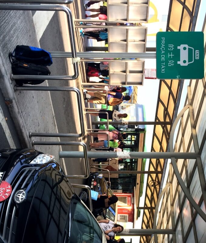 Praça de taxi!Foto: Luiza Rodas