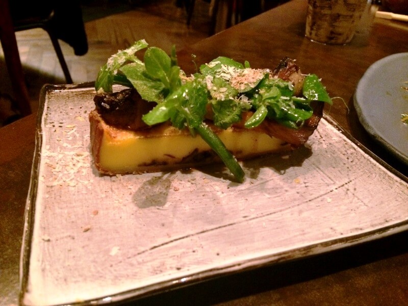 Quiche de parmesão, porcini e trufasFoto: magari blu
