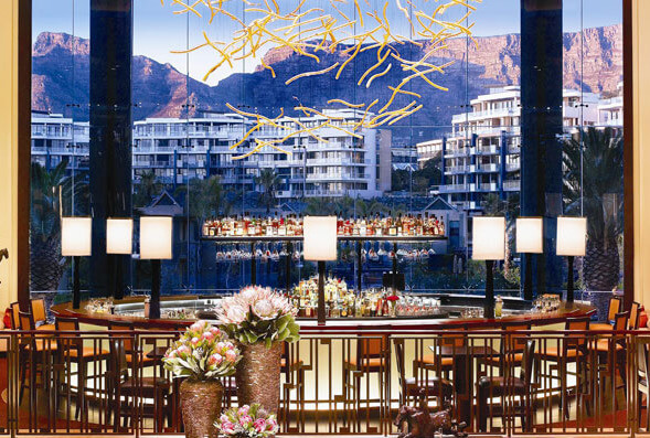 one and only bar e lounge