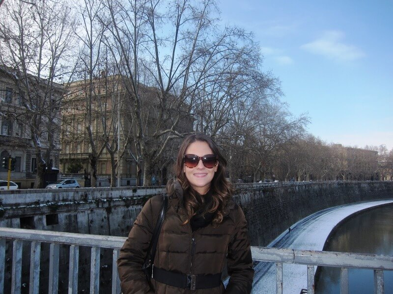 Eu e meu piumino no inverno em Roma Foto: magari blu