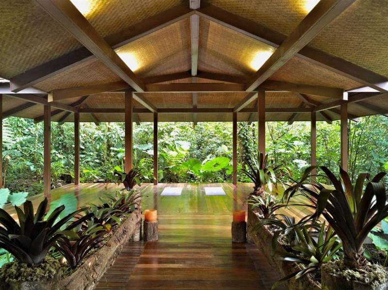 Yoga deck no lodge Foto: Divulgação