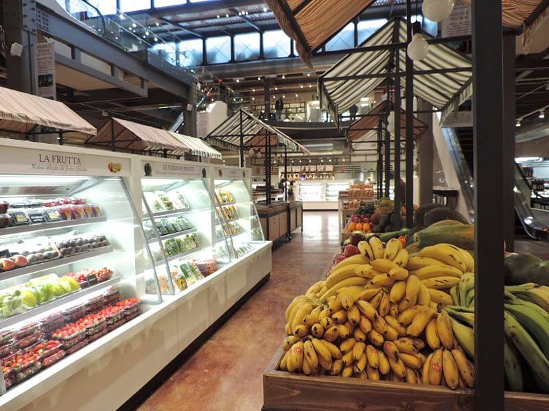 Frutas e verduras frescas no Eataly São Paulo Foto: magari blu