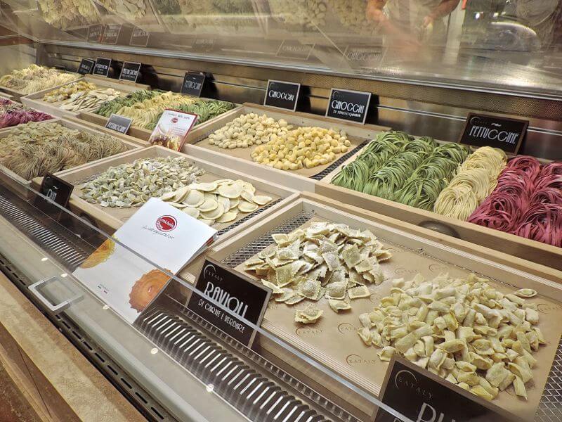 As massas frescas do Eataly Foto: magari blu