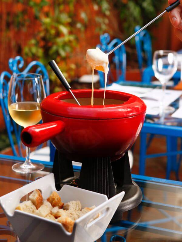 Fondue de queijos no Bistrot de Paris Foto: Divulgação