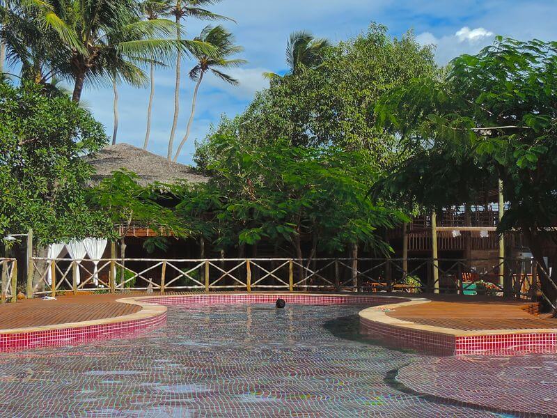 A piscina da Vila Kalango Foto: magari blu