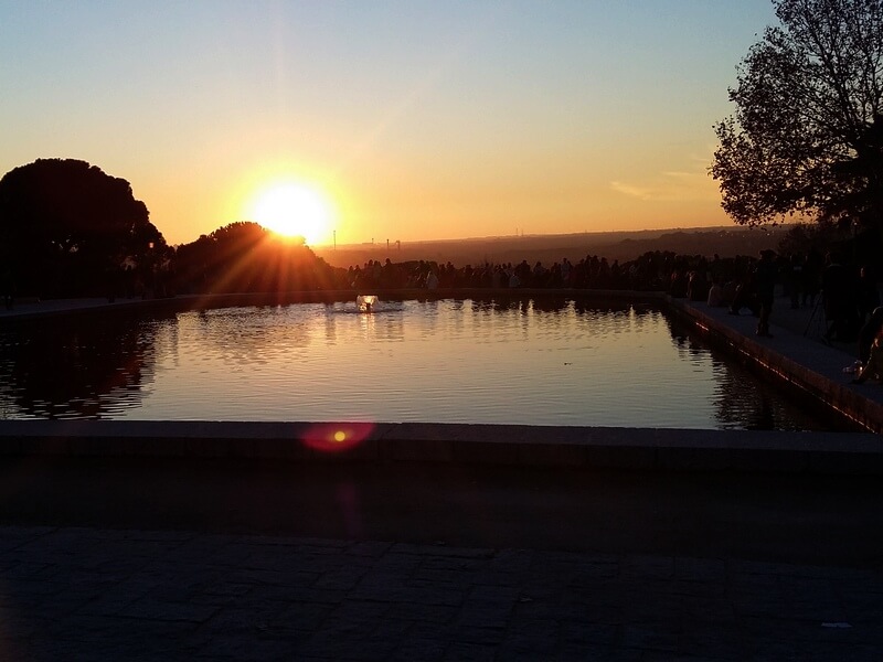 Pôr do sol no Templo de Debod Foto: Sara Meirinho