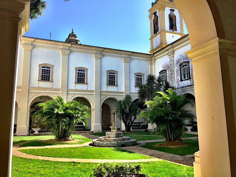 Primeiro Claustro do Pestana Convento do Carmo Foto: magari blu
