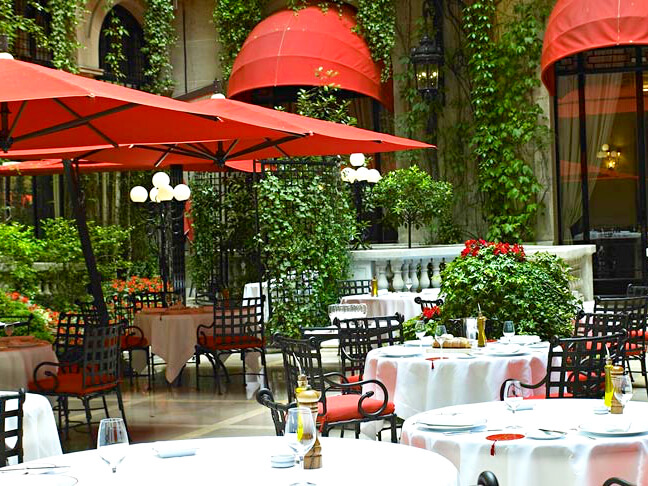 Plaza Athénée Paris Foto: Reprodução