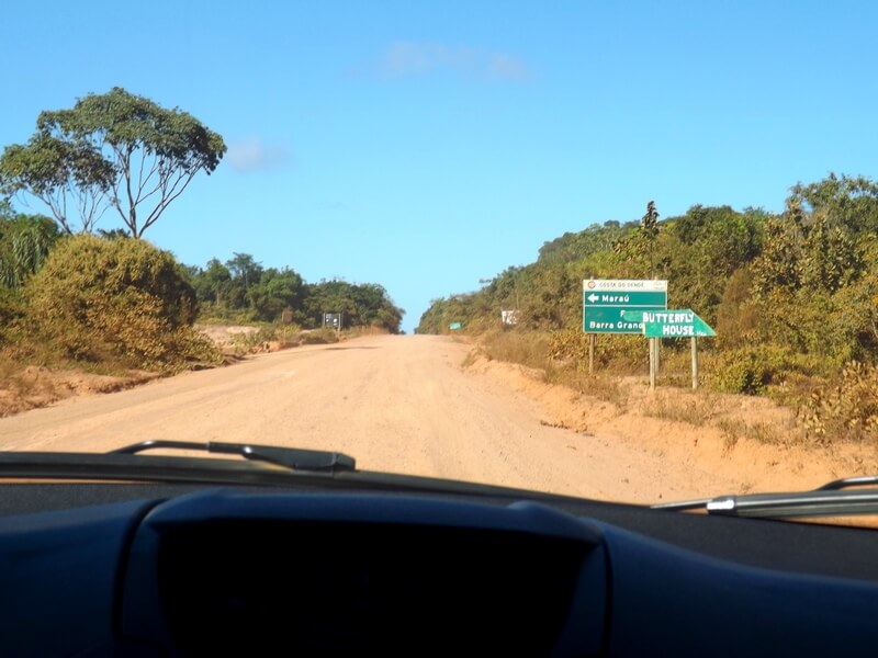 Estrada na Península de Maraú Foto: Sara Meirinho