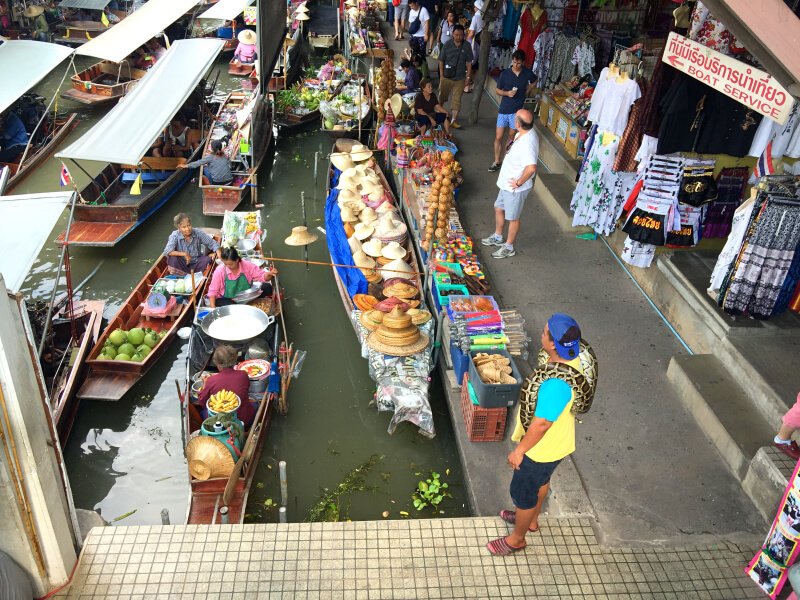 A confusão do mercado! Até cobra tem! Foto: Ana Maria Junqueira