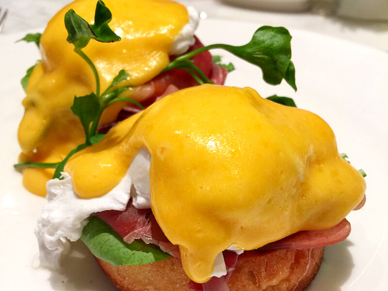 Eggs Benedict no café da manhã Foto: Ana Maria Junqueira