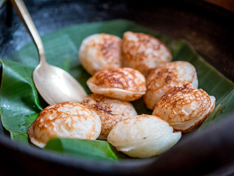 Panquecas de coco no Maison Souvannaphoum Foto: Divulgação