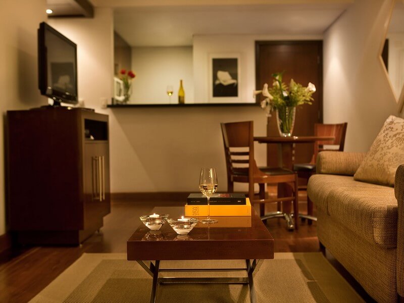 Sala da suíte Foto: Divulgação