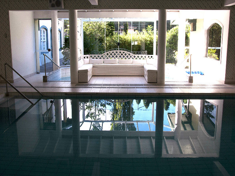 Piscina interna Foto: Divulgação