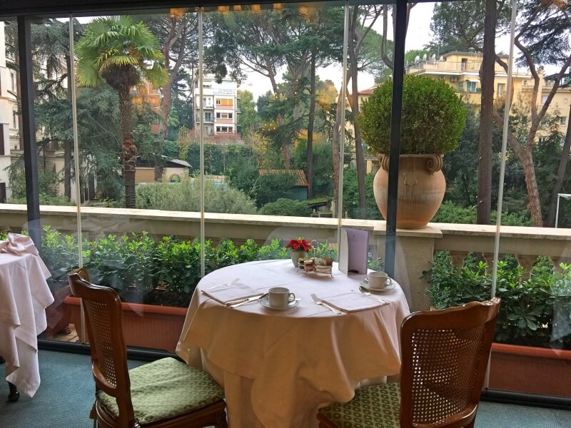 Café da manhã no Aldrovandi Villa Borghese Foto: Ana Maria Junqueira
