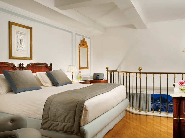 Cama no mezanino da Junior Suite Foto: Divulgação