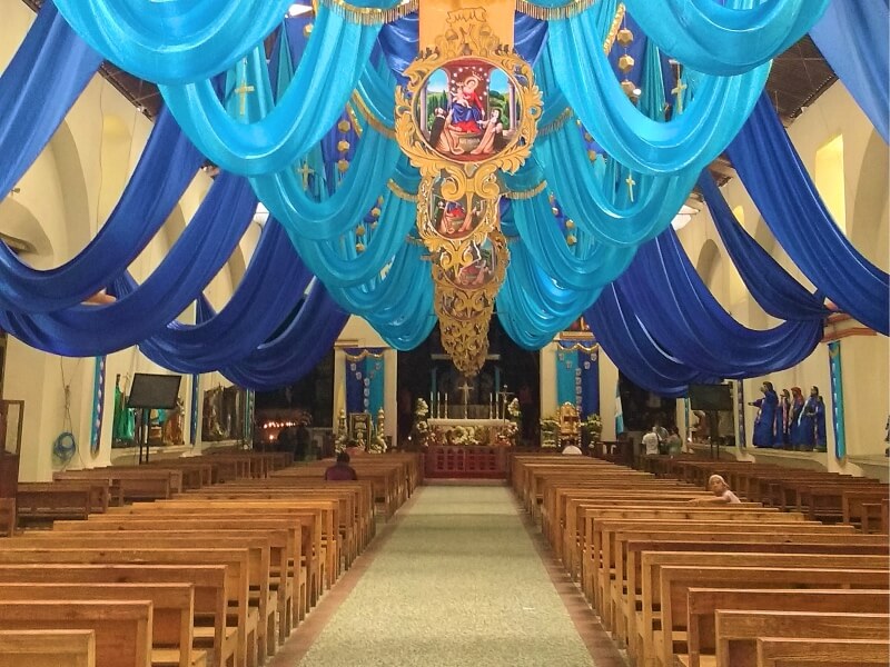 Interior da Igreja Foto: Cris Camilo